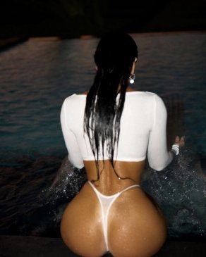 САМАЯ ЛЮБИМАЯ/жду звонка, 29