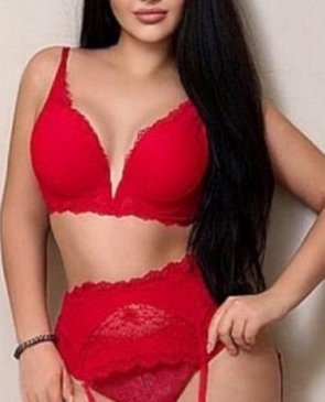 Каролина, 27