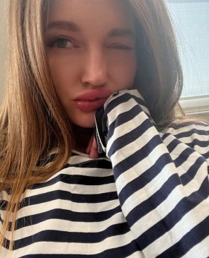 Каталина, 26